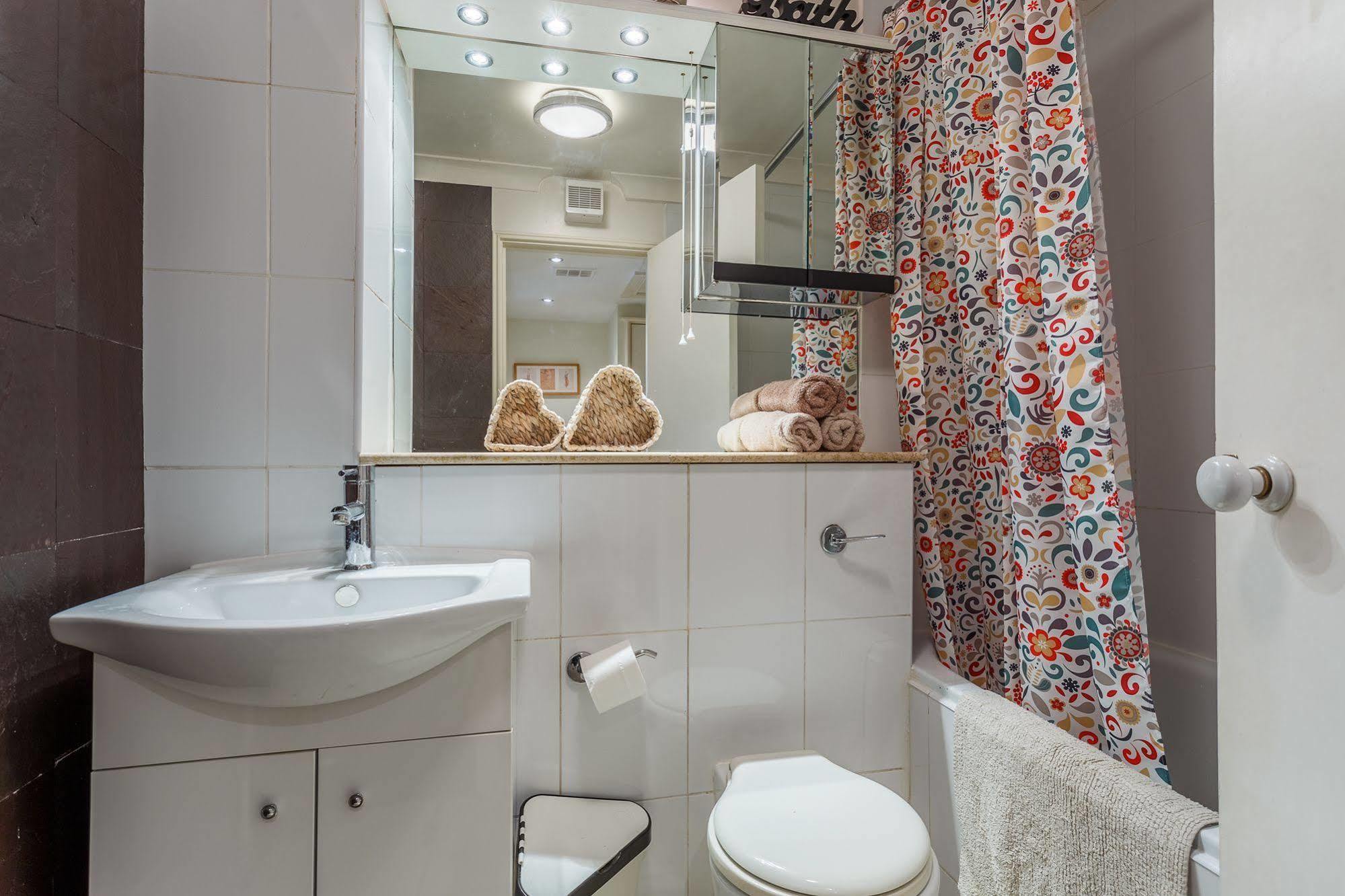 London Tower Bridge Apartments Екстер'єр фото
