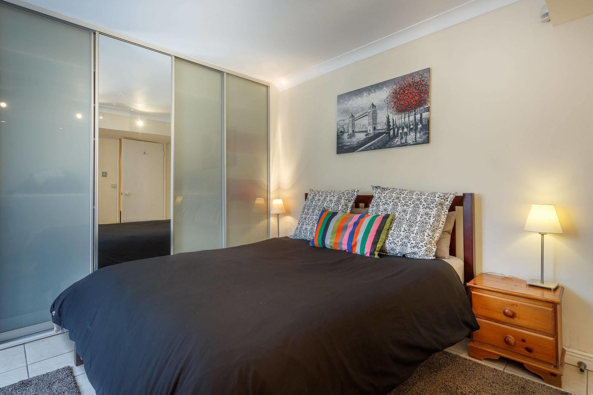 London Tower Bridge Apartments Екстер'єр фото